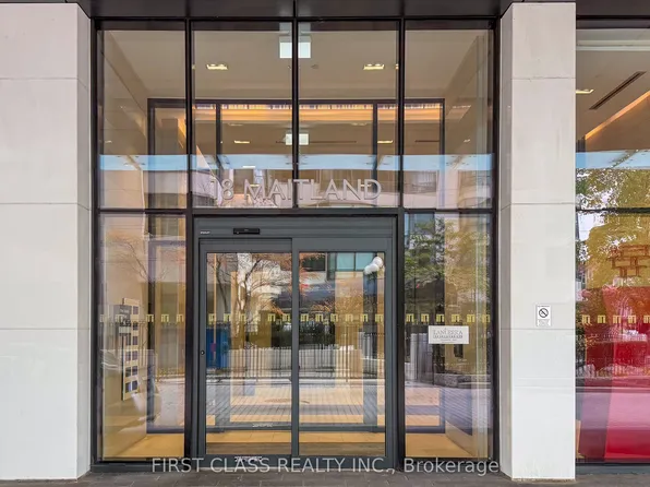 18 Maitland Ter #1602, Toronto, ON M4Y 0H2