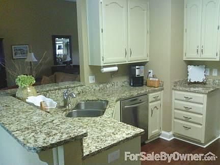 5th image of 2638 Quarter Ln SE