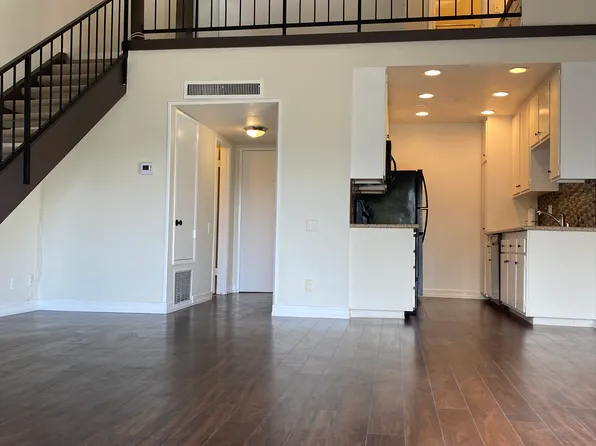 5460 White Oak Ave Unit E318, Encino, CA 91316