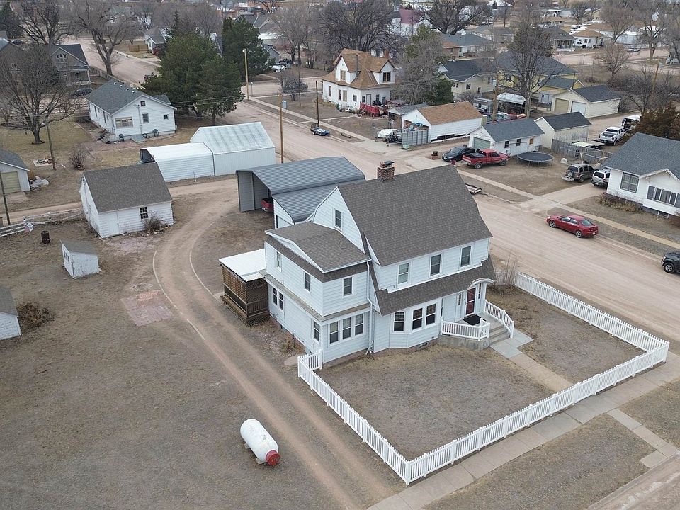 102 S Vennum St, Palisade, NE 69040 Zillow