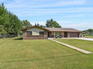 9810 E Garden Ln, Cornville, AZ 86325