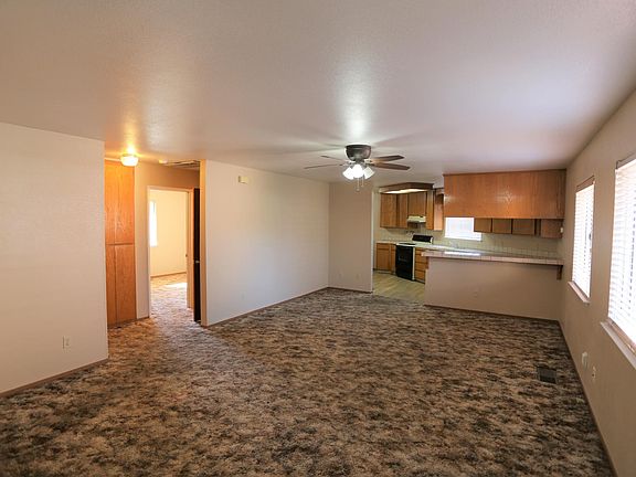 4th image of 512 N Palm St #2