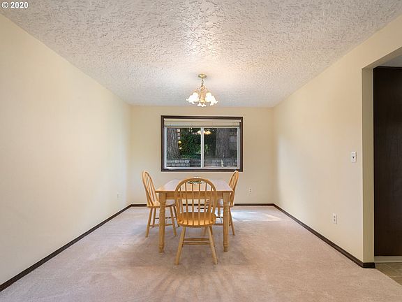 5th image of 8913 NE 21st Ave