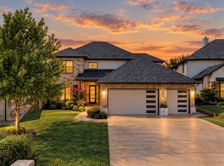 449 Saint Claire Dr, Edmond, OK 73025