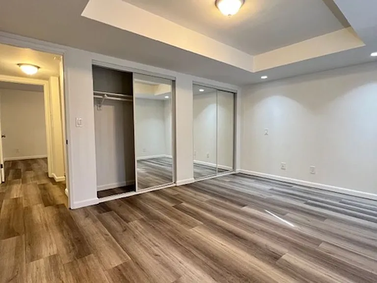 176 S Virgil Ave — Photo 15