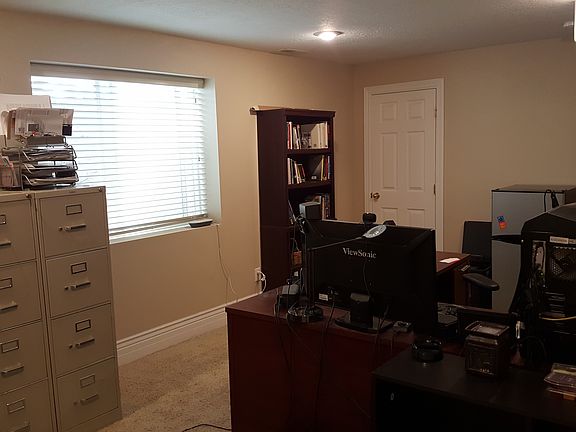 5th image of 4616 W Cedar Run Cir