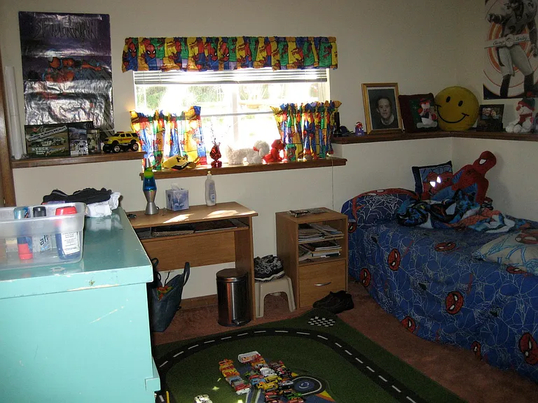 800 Buchanan Ln — Photo 11