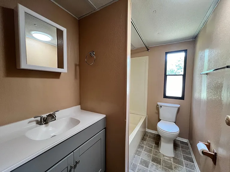 14250 Tiki Ln — Photo 25
