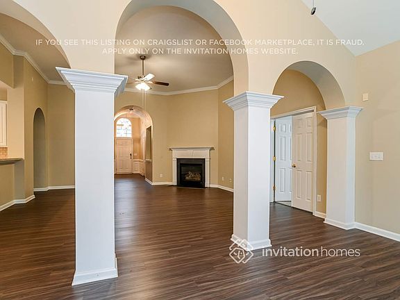 5th image of 402 Basingdon Ct