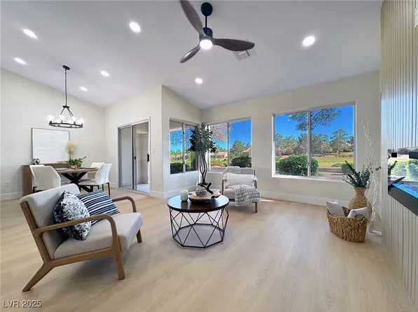 9369 Villa Ridge Dr, Las Vegas, NV 89134