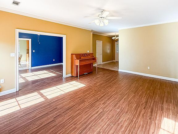 5th image of 1355 Stone Crest Dr