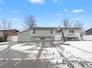 1371 Sudbury Ave, Sandy, UT 84093