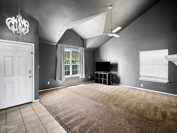 4th image of 700 Scenic View Dr