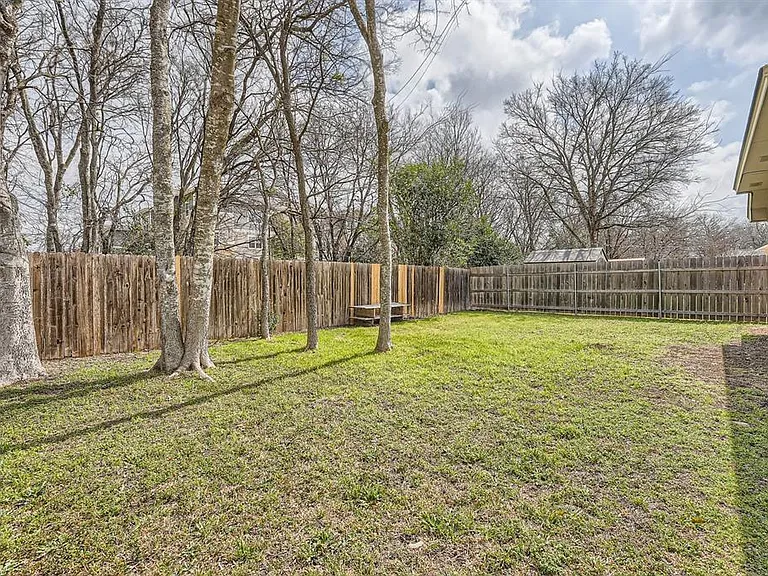 1402 Weatherford Dr — Photo 26