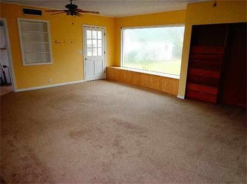 5th image of 207 W Miller St