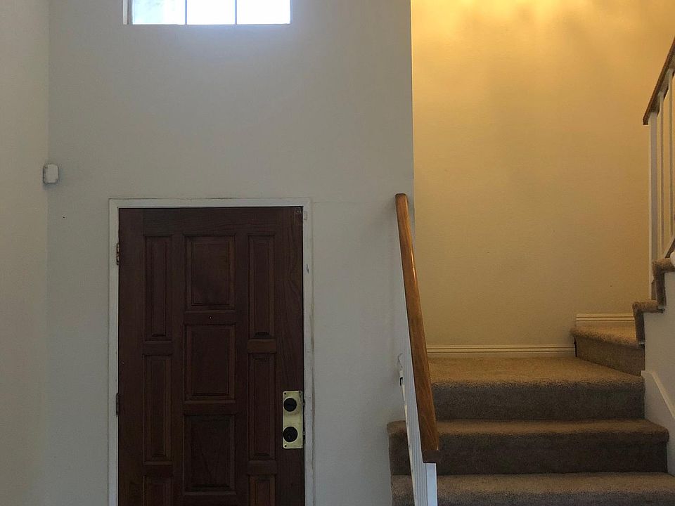 2nd image of 544 Camino Morena