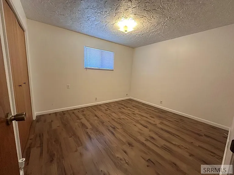 576 College St #1 — Photo 5