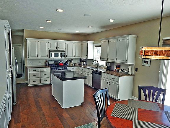 4th image of 6159 Sunningdale Dr