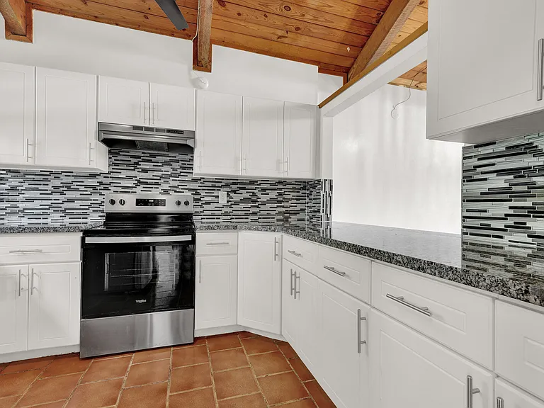 100 Sparrow Dr #13-1 — Photo 7