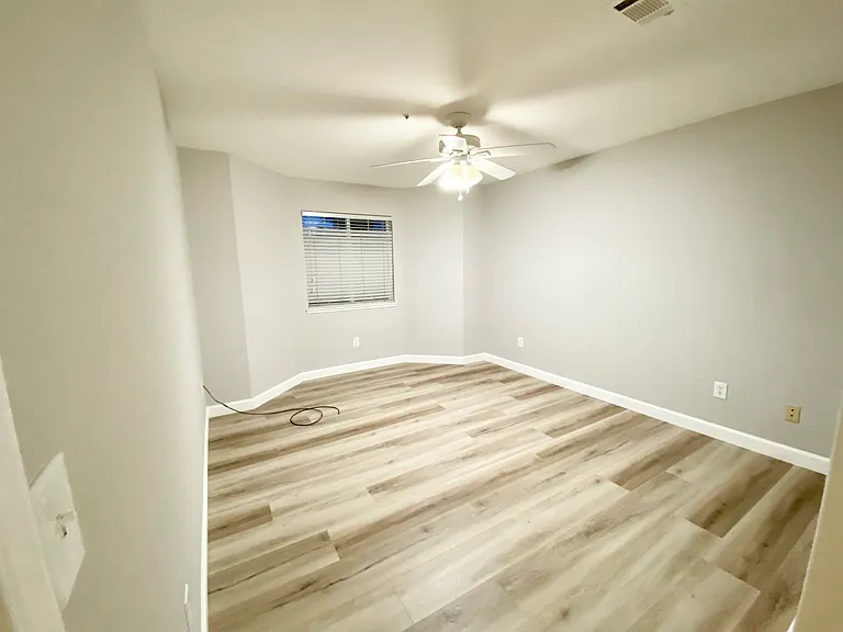 130 Paradise Dr — Photo 9