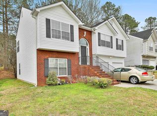 5860 Broadleaf Way, College Park, GA 30349