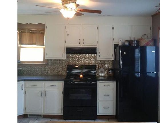 2nd image of 37 Birchcrest Dr