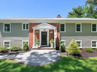 13 Hunters Trl, Warren, NJ 07059