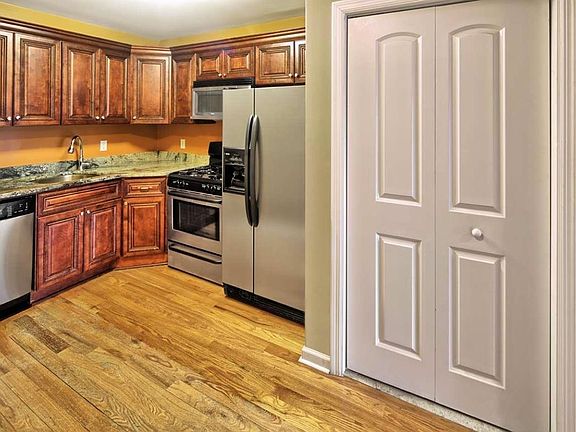 5th image of 605 New York Ave APT 701