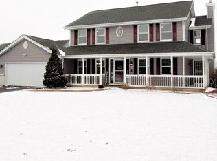 525 Waco Way, Poplar Grove, IL 61065