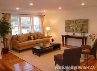 19 Forest St, Danvers, MA 01923