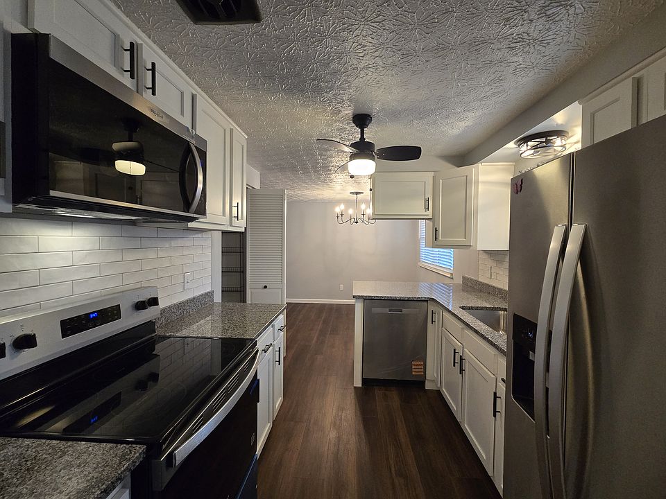 1st image of 3684 Lima Dr