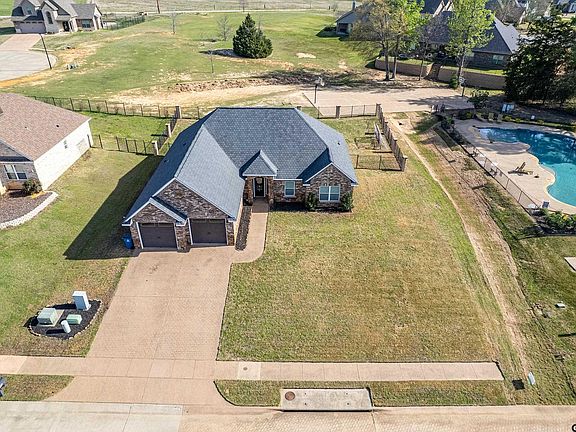 5th image of 315 Corrigan Trails Blvd