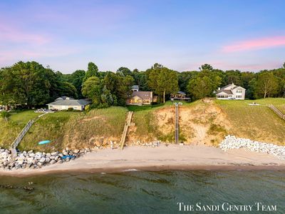 4311 Lakes Edge Dr, Holland, MI, 49424