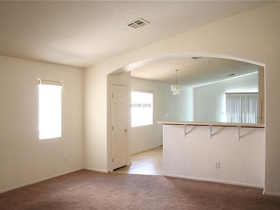 3rd image of 6548 Kenya Springs St