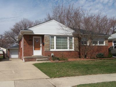 27923 Shock St, Saint Clair Shores, MI, 48081