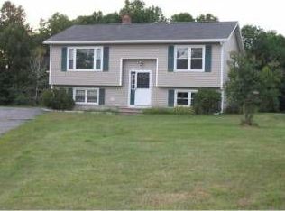 6 Oak Ridge Dr, Standish, ME 04084