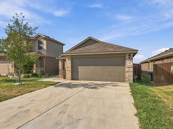 2nd image of 121 Greengate Dr