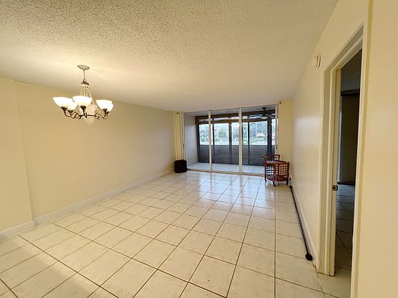 Living Room 1a