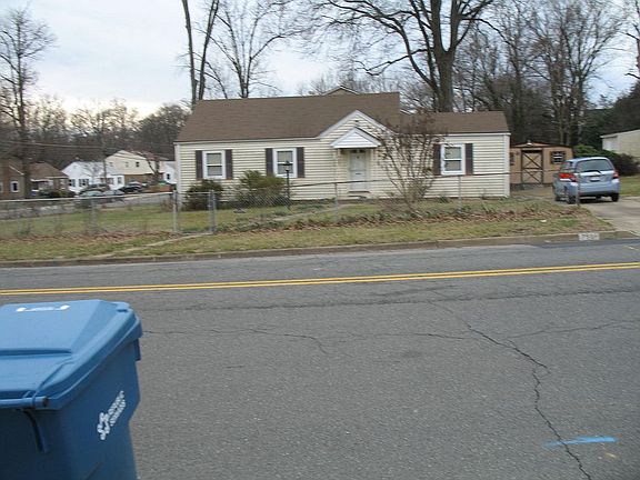 4th image of 1824 Peabody Dr