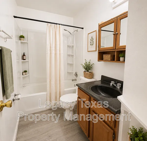705 Miracle Ln #D — Photo 12