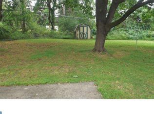 781 Sweetbriar Dr, Warminster, PA 18974