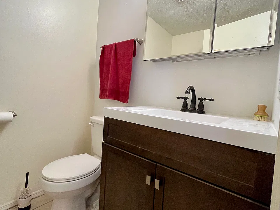1st floor bathroom