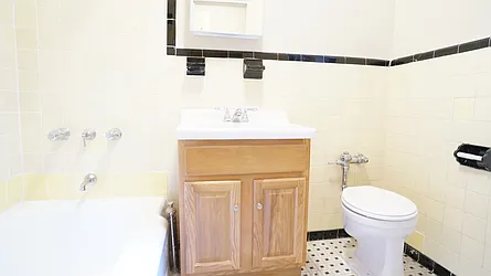 Rented by Karten & Lowe New York Real Estate LLC