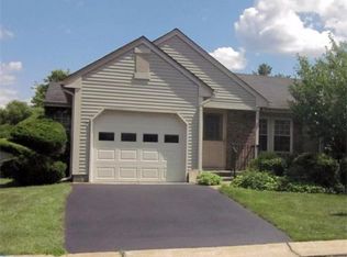 11 Benjamin Franklin Dr #B, Monroe Township, NJ 08831