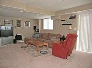 1403 W Silvercreek Dr, Layton, UT 84041