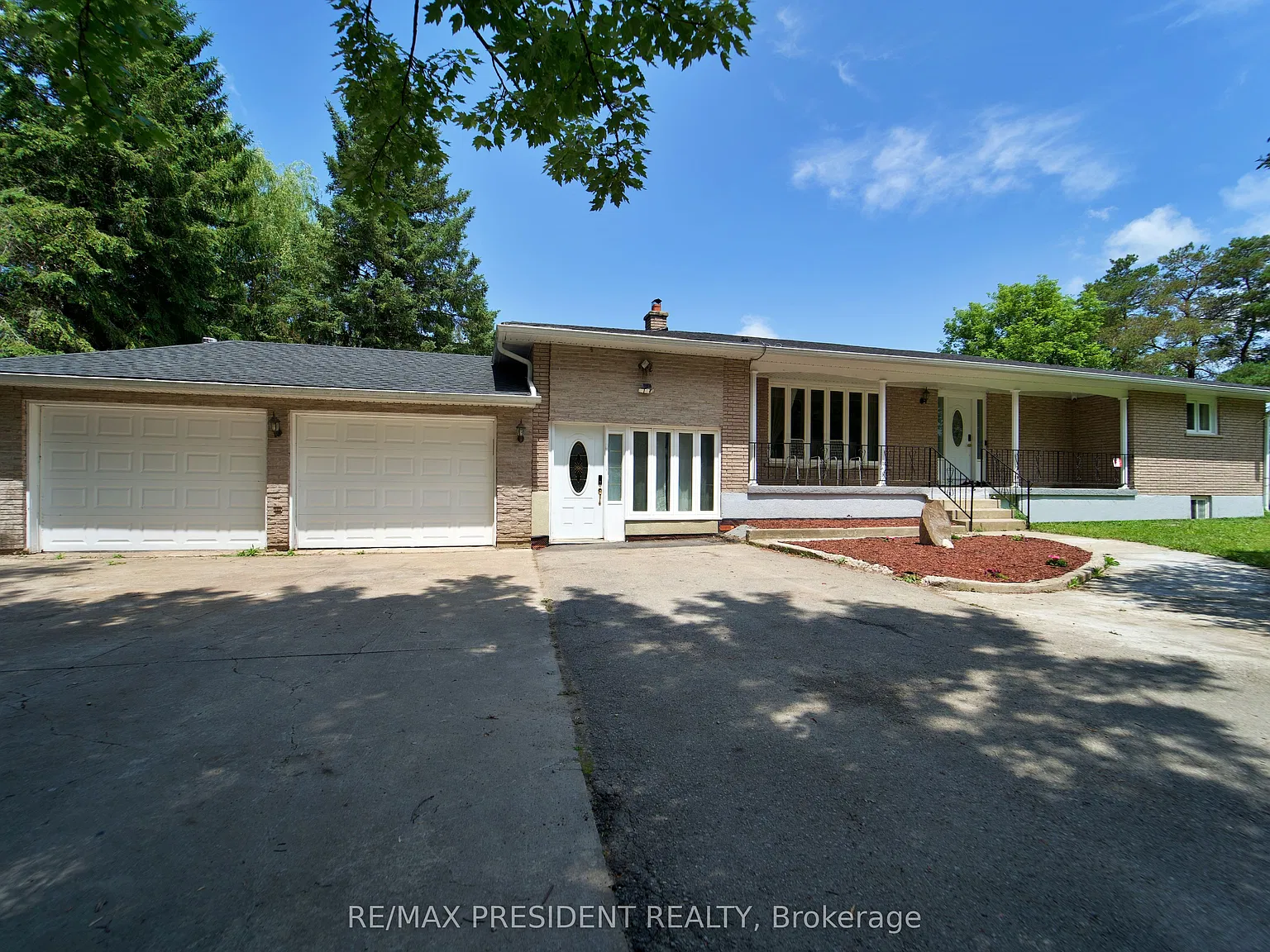 5 bed, $3,800 — Photo 1