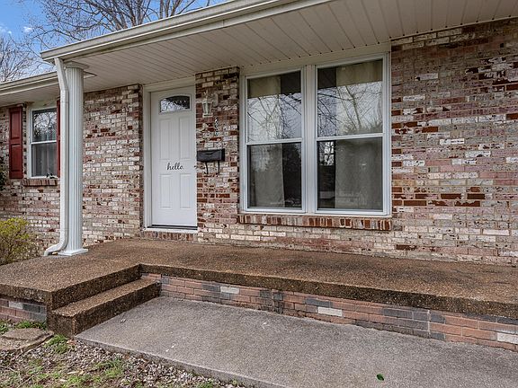 3rd image of 836 Oliver Ave