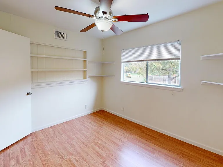8407 Deer Hvn — Photo 12