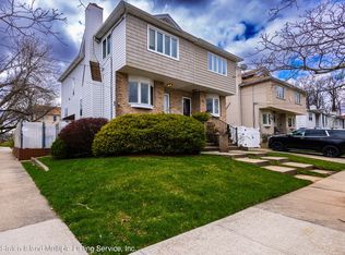 60 Reading Ave, Staten Island, NY