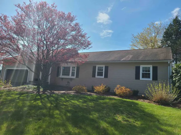 4 Jake Drive, Nashua, NH 03063